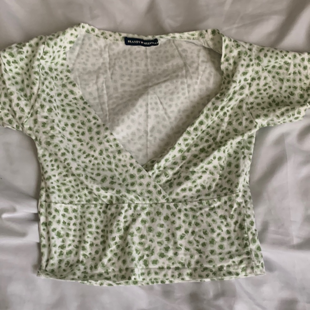 Brandy Melville crop top